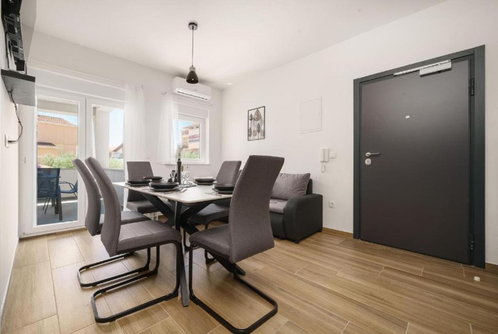 Apartment Stefanio Vodice Eksteriør billede