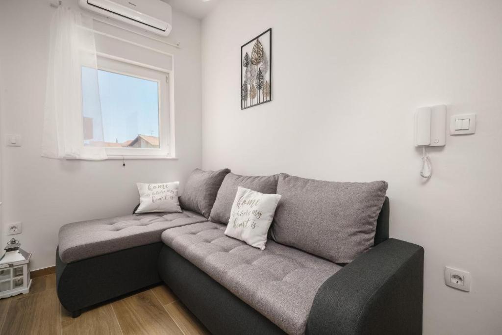 Apartment Stefanio Vodice Eksteriør billede