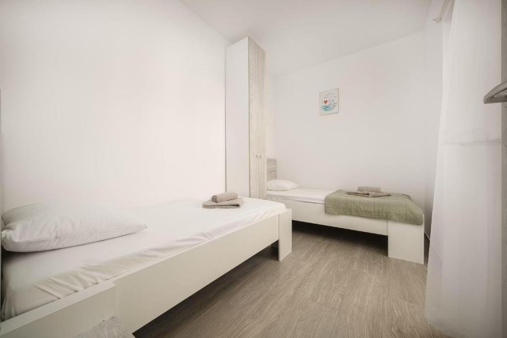 Apartment Stefanio Vodice Eksteriør billede