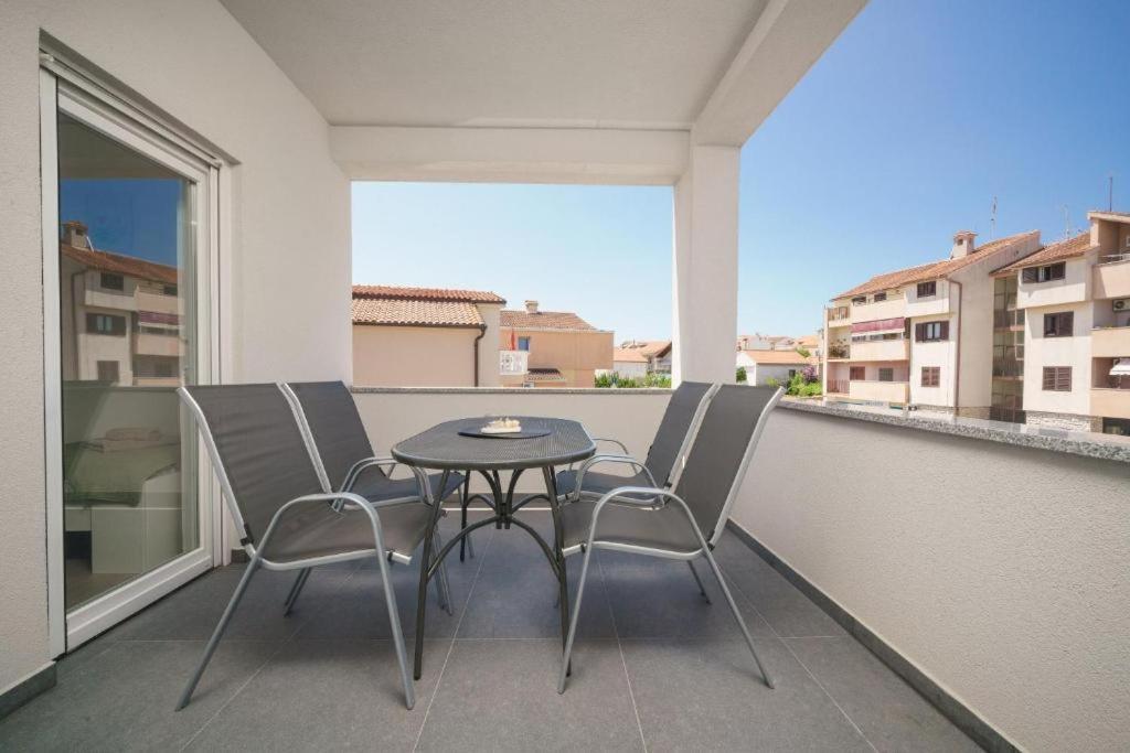 Apartment Stefanio Vodice Eksteriør billede