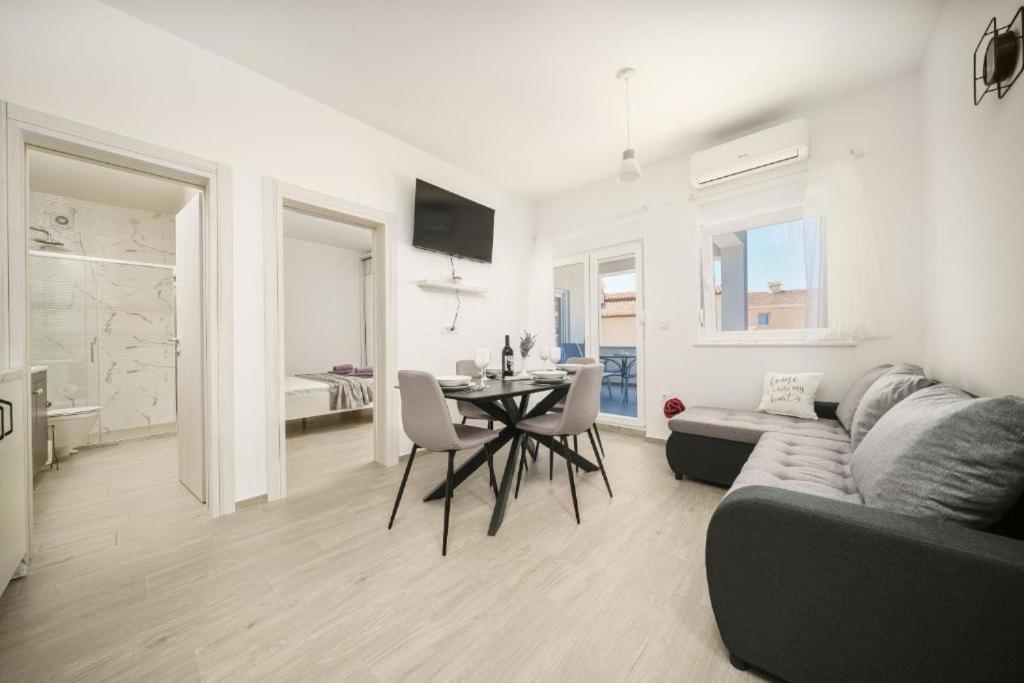 Apartment Stefanio Vodice Eksteriør billede